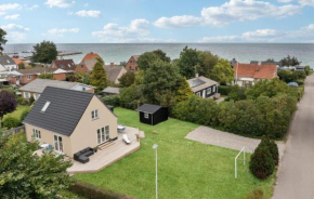 3 Bedroom Stunning Home In Samsø, Ballen
